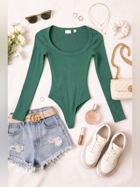 Babaton Ribbed Green Long Sleeve Bodysuit XXS | Scoop Neck Stretch Like New